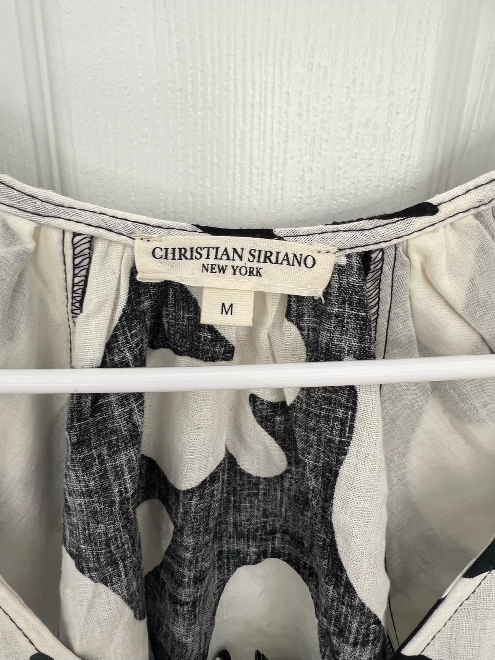 Christian Siriano Black and White Tie-Front Flutter Sleeve Blouse - Picture 2 of 6